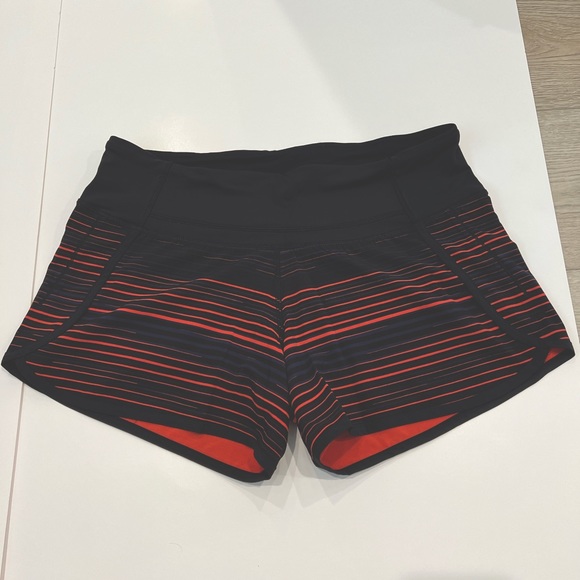 Lululemon Run: Speed Short *4-way Stretch Size 4 - Picture 2 of 15